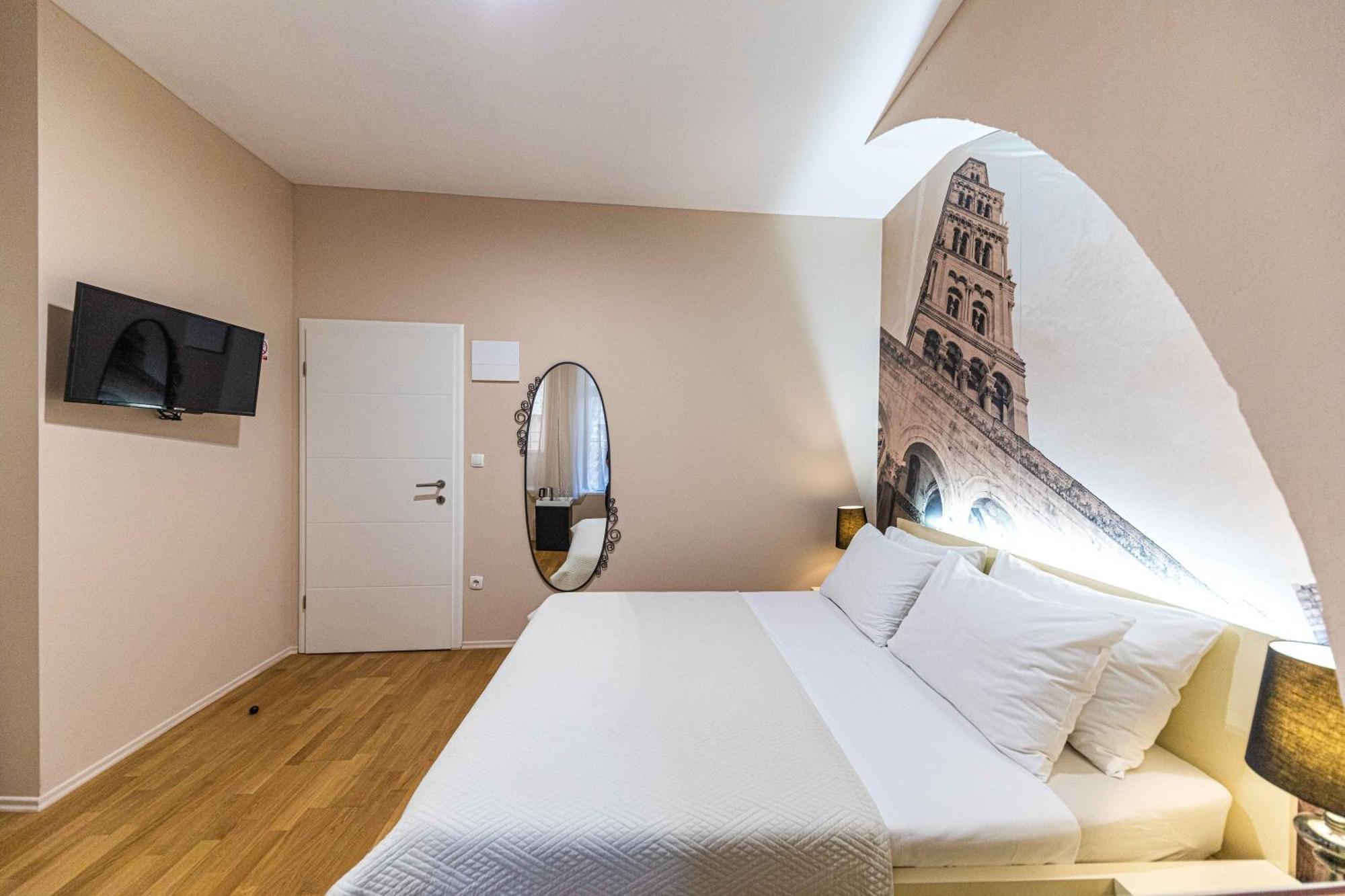 Pjaca City Rooms Split Quarto foto